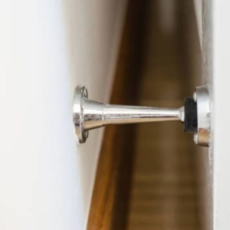 Wise Benefits of Installing a Door Stopper